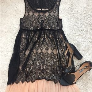Lacey ruffle black dress